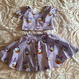Wild rich kids Daisy Duck 2 piece outfit size 7/8